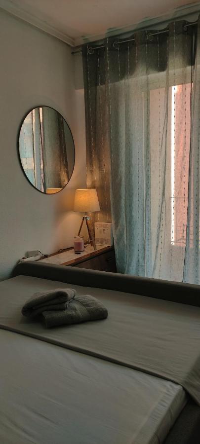 Appartamento Habitacion Con Balcon Privado. Valenza Esterno foto