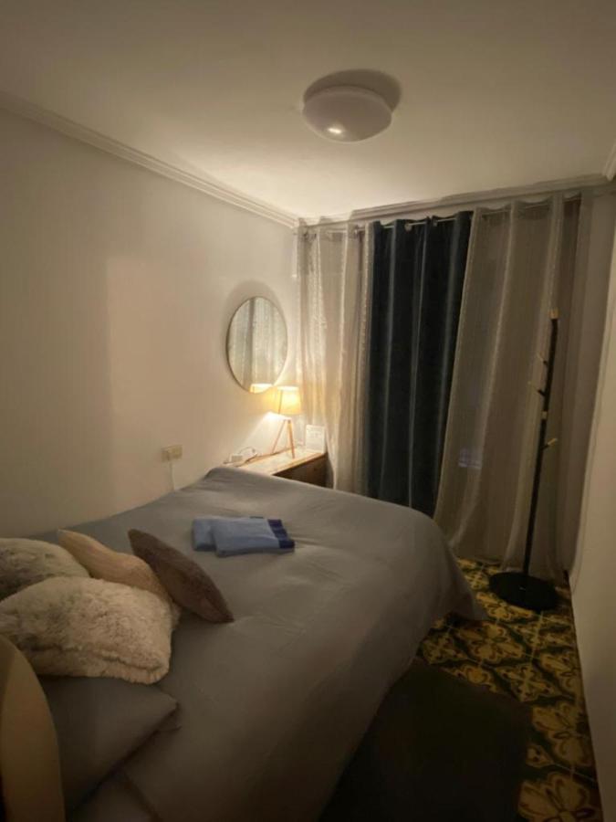 Appartamento Habitacion Con Balcon Privado. Valenza Esterno foto